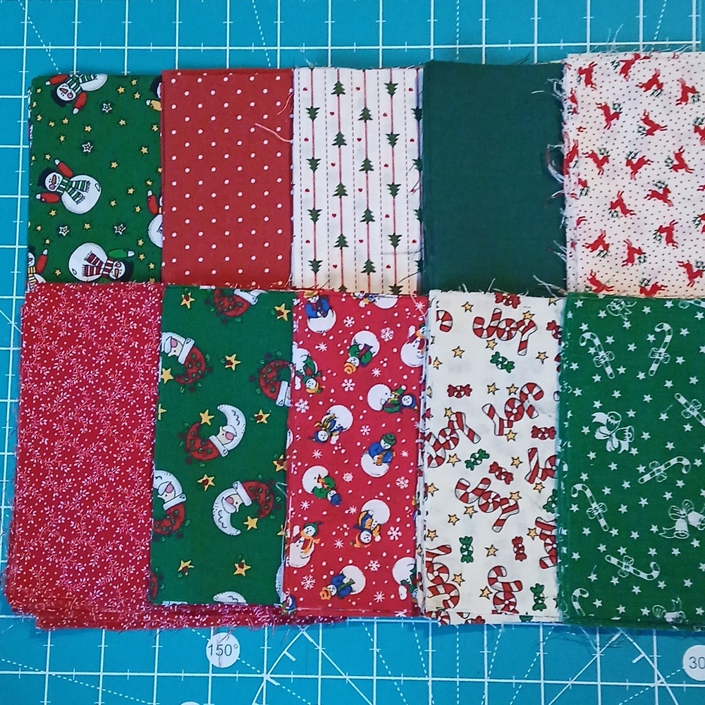 100 Vintage Christmas Fabric Pre-cut Squares 5.75 Inch